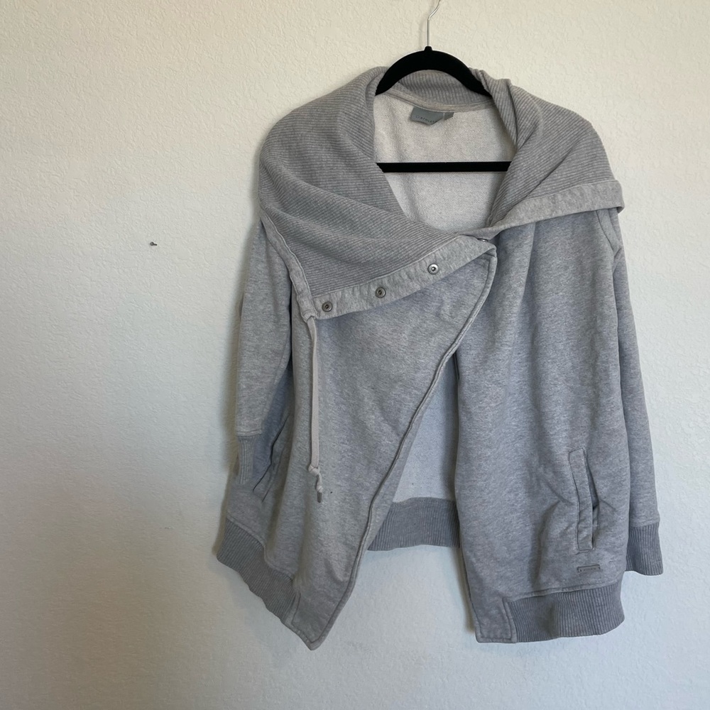 Athleta sweatshirt jacket size M